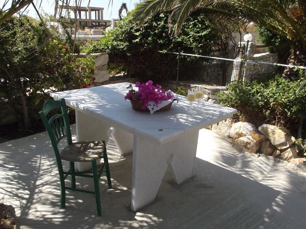 Chryssalis Garden Apartments Naxos City Exterior photo
